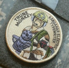 Angriff Hubschrauber Gunship Vêlkrö Aufnäher: Koffer Affe Gunner Elektrisch