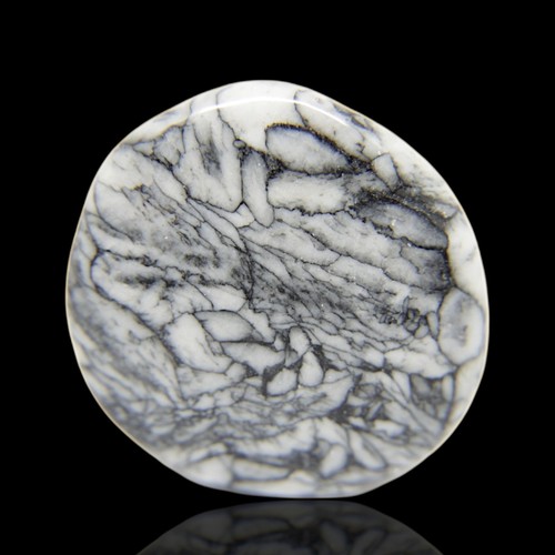 Pinolith - , (eisblumenmagnesit)