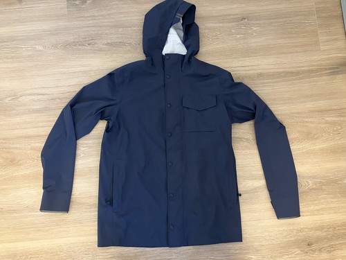 Neu mit etikett 595 canada - 595€,