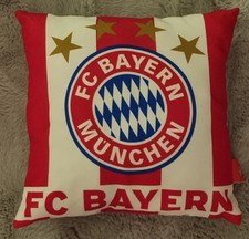 FC BAYERN MÜNCHEN schönes Kissen, Vereinsabzeichen mit 4* rot-weiß 40 x 40 cm