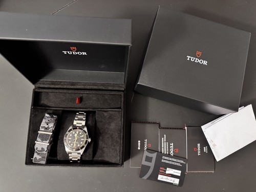 Tudor black bay - -, full