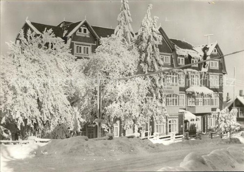 Neuhaus rennweg gebaeude - rennweg,