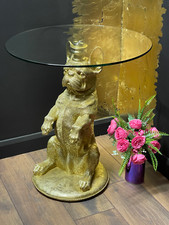 Großer goldener Beistelltisch