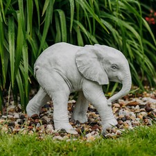 Afrikanischer Elefant Baby Weibchen  Steinfigur 33 cm 21 kg Beton frostsicher