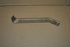 BMW 5er E39 Überrollschutz Batteriehalter Halterung Befestigung Batterie hinten