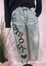 Jeans Amour Nieten Applikation
