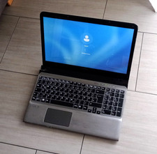 Sony VAIO 15.5"   Windows 11 / 256GB SSD / Pentium 2020M / 8GB RAM