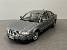 VW PASSAT B3 LIMOUSINE SEDAN 2001 MODELLAUTO 1:18 - WELLY - GRAU 