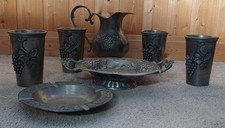 7 tlg. Geschirr Krug Teller Becher aus Zinn 95 % Rarität sehr alt