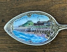 Andenkenlöffel Norderney Giftbude Emaille Silber Enamel Souvenir Spoon Nordsee