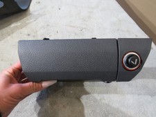 VW Touran 1T Aschenbecher