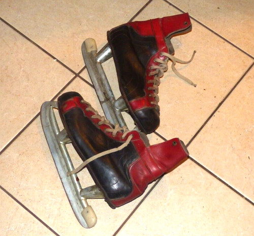 Paar schlittschuhe 39 - 1,