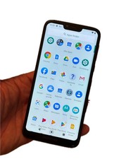 gebrauchtes Smartphone •