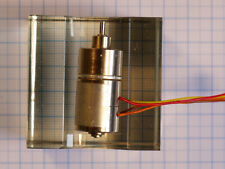 ESCAP Minatur-Schrittmotor P110-064 mit Getriebe G15 13, 84,9:1, gebraucht