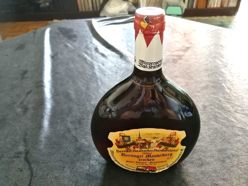 Bocksbeutel 1986 dertinger - 1986,