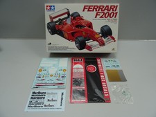 TAMIYA Ferrari F1-2001 1:20 Bausatz # 20052 mit Extras !