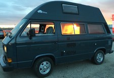 Camper mit hochdach - t3,