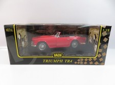 1:18 Jadi 98092 Triumph TR 4