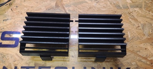 Scirocco 53b grillecken - 2x,