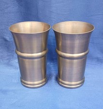  2 Zinnbecher , 92% Zinn gepunzt , 10cm hoch , gebraucht , altersbedingte Spuren