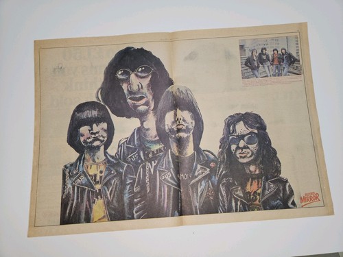 Rare ramones double page - ramones,