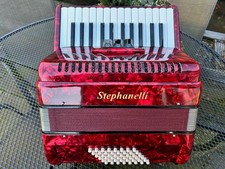 Stephanelli 48 Bass Akkordeon