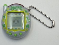Tamagotchi Connection Clover