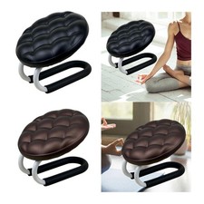 Kniender Meditationshocker