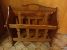 Kleinmoebel,Zeitungenaufbewahrung 30