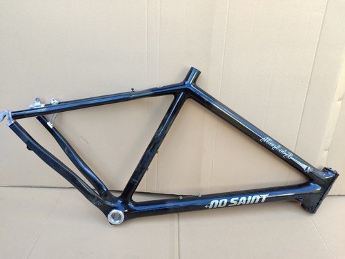 Saint max ari carbon 53cm - no,