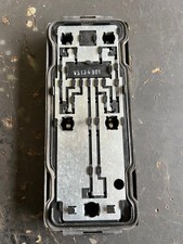 VW T3 Bus DOKA Pritsche Trägerplatte Lampenträger HELLA 251945257 LINKS TOP Zust