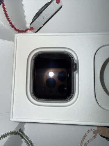 Apple watch series 40mm - watch,