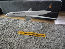 flugzeug modell 1:100