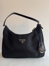 PRADA Re-Edition Hobo Tasche