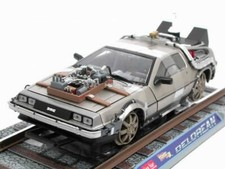 Metallauto DELOREAN 3 Schienenbahn ZURÜCK IN DIE ZUKUNFT III 1/18
