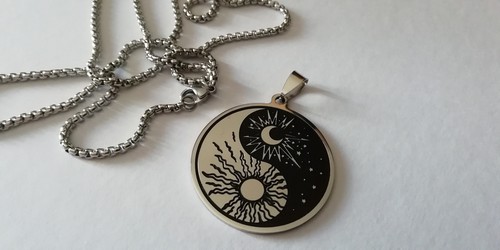 Yin yang anhänger sonne - yin,
