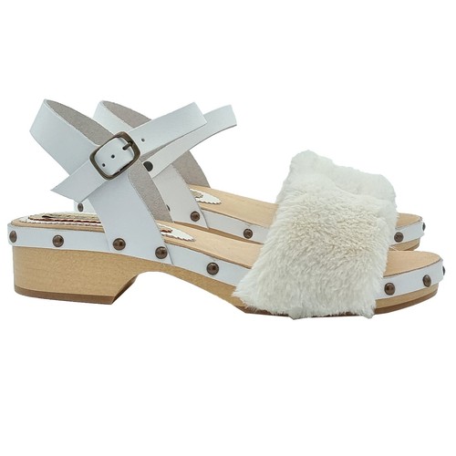 Weiße holzclogs mit fell - weiße,