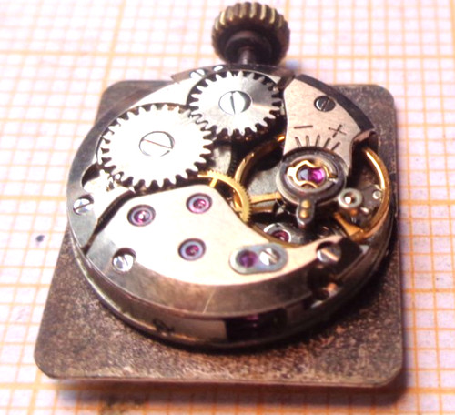 älteres armbanduhr werk - Älteres,