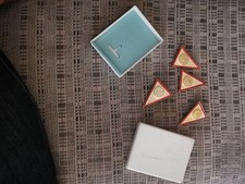 Absolventen Militär Akademie Abzeichen - 4 x - DDR-Zeit