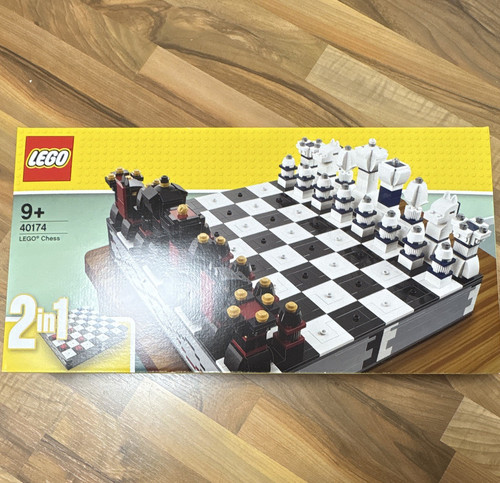 Lego chess 40174 iconic - chess, 2-in-1