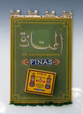 Kurioses 3D Pappschild FINAS