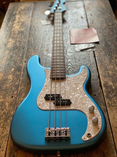 Fender japan exclusive limited - exclusive,