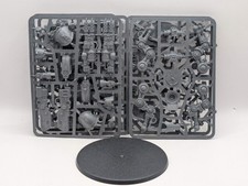 Warhammer 40k: Imperial Knights Armiger Warglaive/Helverin (SPRUE0241)