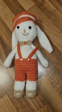 Amigurumi gehäkelter Hase -