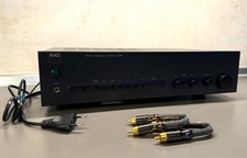 NAD C 320 HiFi Verstärker + 2 x Wilbrand Acoustics Cinch Silber Solid Kabel