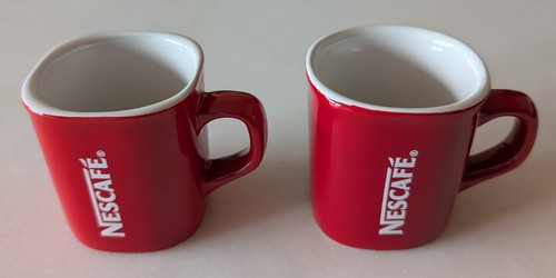 Kleine rote espresso - 2, espresso-tassen