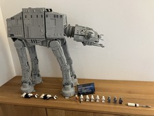 Star Wars AT-AT UCS Lego set