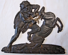 Antikes Eisenguß Relief , Herkules m. Löwenkopfmaske als Hirschbezwinger um 1850