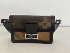 Louis Vuitton Dauphine Beltbag