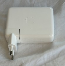 original Apple 140W USB-C Power Adapter, A2452, PD, mit Stromkabel, neuwertig